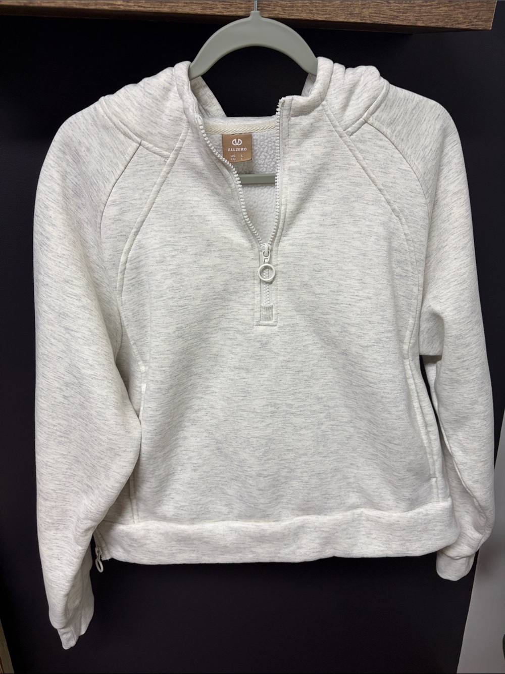 Women's Light Gray Half-Zip Pullover Sweatshirt!! EUC